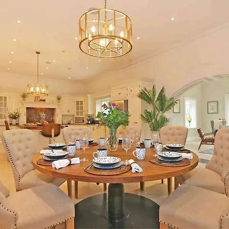 Villa Sallymount House