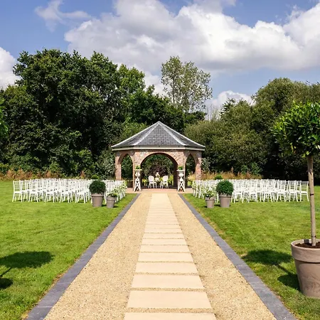 Villa Sallymount House *